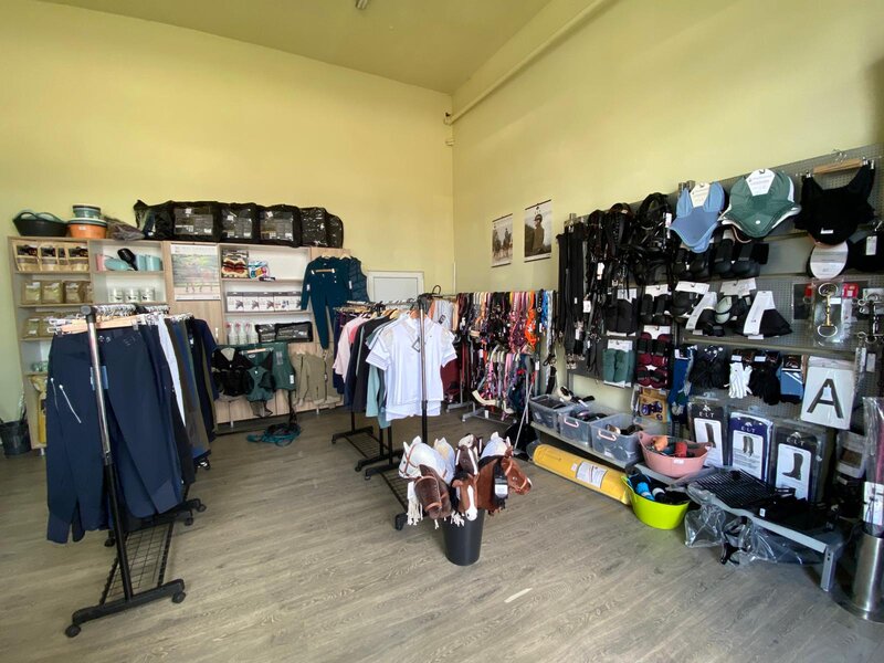 Zena Reitsport - Magazin de echitatie Harghita